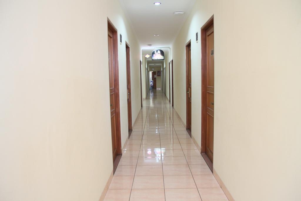 Bukit Dago Hotel Bandung Exterior photo