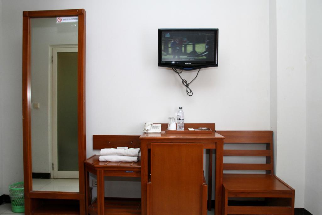 Bukit Dago Hotel Bandung Room photo
