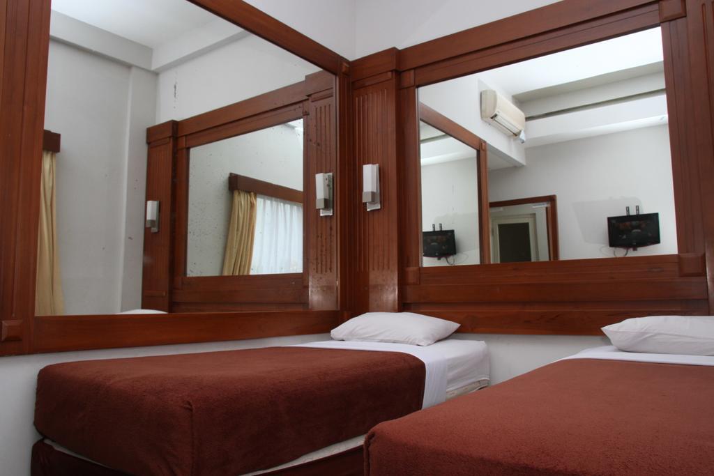 Bukit Dago Hotel Bandung Room photo